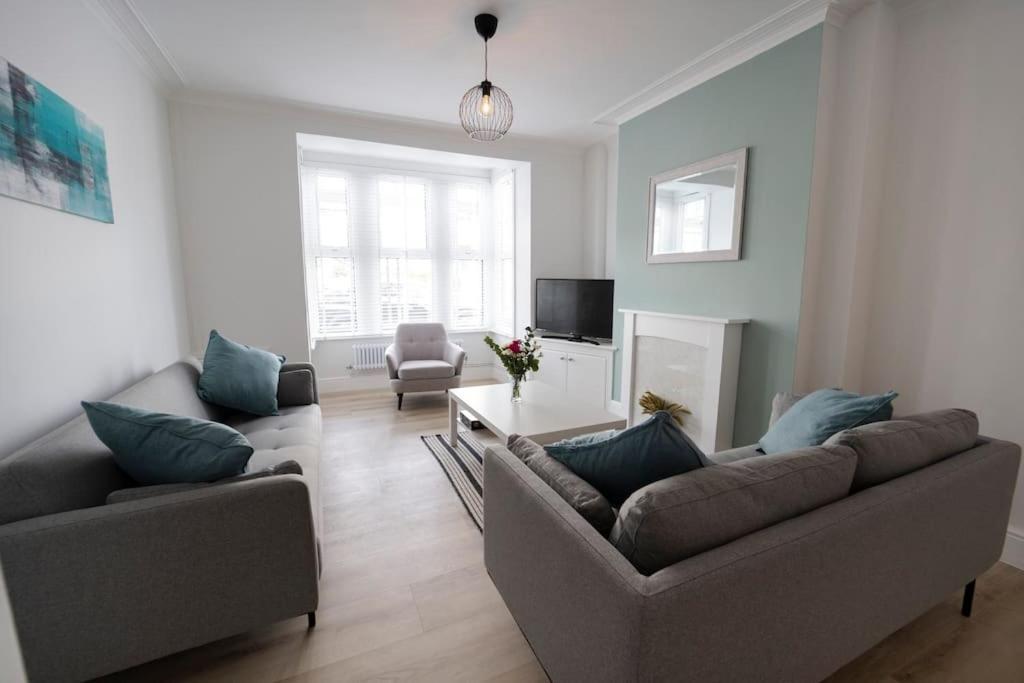 Spacious Holiday Home In Porthcawl Ngoại thất bức ảnh